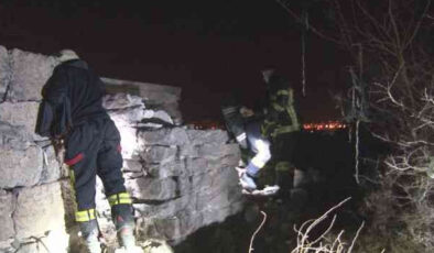 Kayseri’de 6 metrelik çukura düşen şahıs kurtarıldı