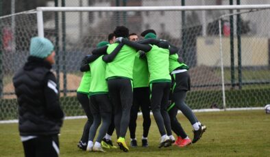 Bursaspor çabukluk çalıştı