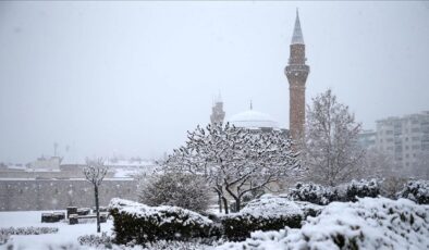 Sivas sıfırın altında 21,7 dereceyle Türkiye’nin en soğuk ili oldu