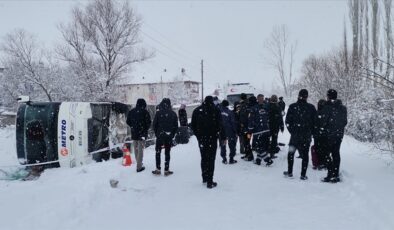 Çorum’da trafik kazası: 15 yaralı