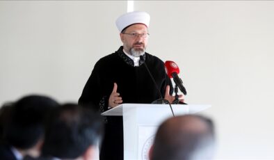 Diyanet İşleri Başkanı Ali Erbaş’tan Özgür Özel’e sert tepki