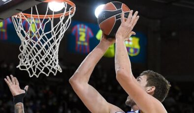 Anadolu Efes, Panathinaikos’u konuk edecek