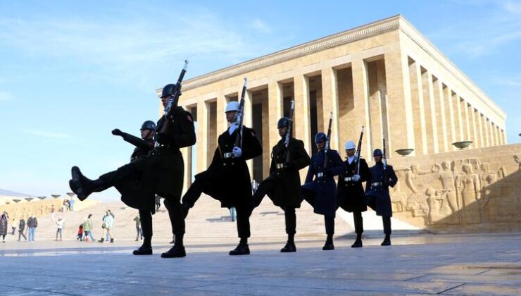 Anıtkabir’in nöbetçi askerleri￼