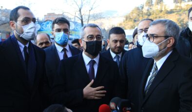 AK Parti Grup Başkanvekili Ünal Kahramanmaraş esnafını ziyaret etti