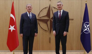 Stoltenberg’den Akar’a 70’inci yıl tebriği