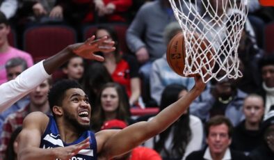 Karl-Anthony Towns 60 sayıyla Minnesota Timberwolves’a galibiyeti getirdi