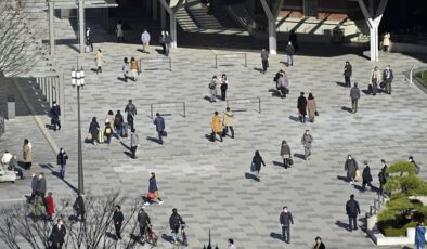 Japonya, Kovid-19 nedeniyle uyguladığı sınır önlemlerini hafifletiyor