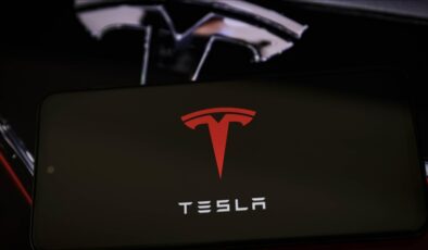 Tesla’dan ilk çeyrekte rekor kar