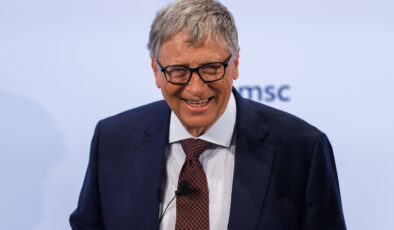 Bill Gates korona virüse yakalandı