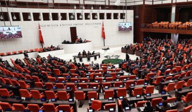 Meclis, 2022 yılı ek bütçesi ile bedelli askerlik düzenlemesini de içeren kanun teklifleri için mesai yapacak