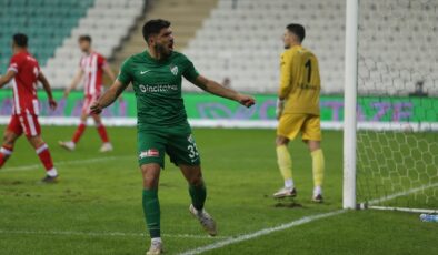 Nicolas Zalazar da Bursaspor’a veda etti