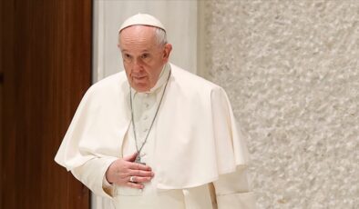 Papa Franciscus, kiliselerde istismar edilen yerlilerle uzlaşmak için Kanada’da