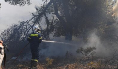 Yunanistan’da orman yangınları devam ediyor