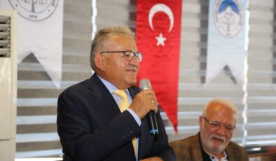 Başkan Büyükkılıç, Kayseri Gönüllü Kültür Kuruluşları Temsilcileriyle bir araya geldi