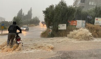 Bursa’da yağış etkili oldu: Yollar göle döndü