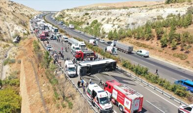 Gaziantep’teki trafik kazasına karışan otobüs hız sınırını aşmış