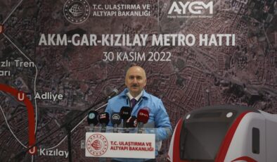 <strong>Bakan Karaismailoğlu: AKM-Gar-Kızılay Metro Hattı’nı 2023 başında halkımızın hizmetine sunacağız</strong>