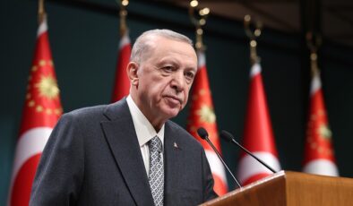 <strong>Cumhurbaşkanı Erdoğan, YKS’ye girecek öğrencilere başarılar diledi</strong>