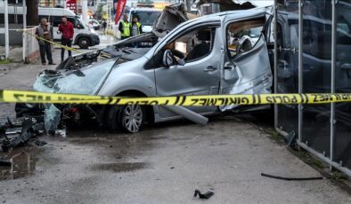 Bursa’da trafik kazasında 2 kişi öldü, 1 kişi yaralandı