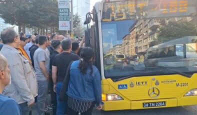 Üsküdar-Çekmeköy metro hattında teknik arıza seferleri durdurdu