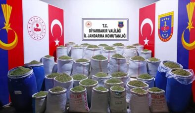 Diyarbakır’da 1 ton 319 kilogram esrar ele geçirildi