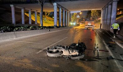  Bursa’da iş makinesine çarpan motosikletli öldü