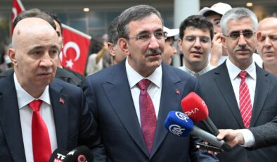 Cumhurbaşkanı Yardımcısı Yılmaz: Bu yüzyıl demokrasinin, bağımsızlığın, vatan sevgisinin yüzyılı olacak