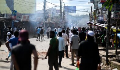 Bangladeş’te “kamuda kontenjan” kararı protestolarında ölü sayısı 25’e yükseldi