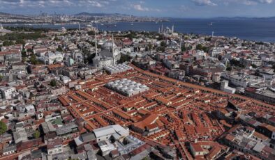 Tarihi Kapalıçarşı’nın yenilenen çatısı özel turlarla geziliyor