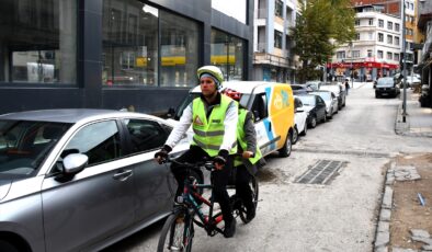 Kent Konseyi Engelli Meclisi Başkanlığı seçimine “tandem bisiklet”le geldi