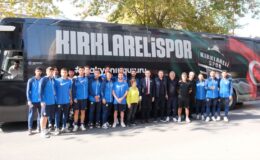 Kırklareli Belediyesi, Kırklarelispor’a takım otobüsü tahsis etti