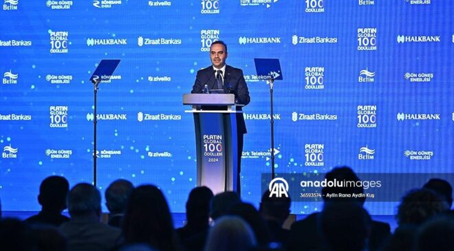 Bakan Kacır: Üretim ve ihracat yolculuğumuz sekteye uğramadan kendi istikametinde başarıyla ilerliyor