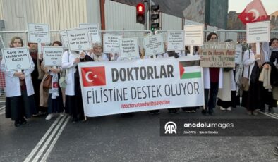 Filistin’e destek için yüz binlerin Galata Köprüsü’nde buluştuğu eylem sona erdi